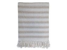 Load image into Gallery viewer, Yarn Striped Throw