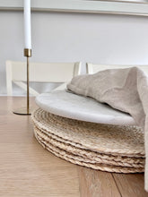 Load image into Gallery viewer, Ellin Turntable