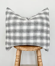 Load image into Gallery viewer, The Monza