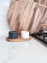 Load image into Gallery viewer, Salt and Pepper Marble set with spoon