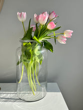 Load image into Gallery viewer, Nete Vase